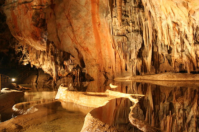 Les Grottes d'Arcy-sur-Cure