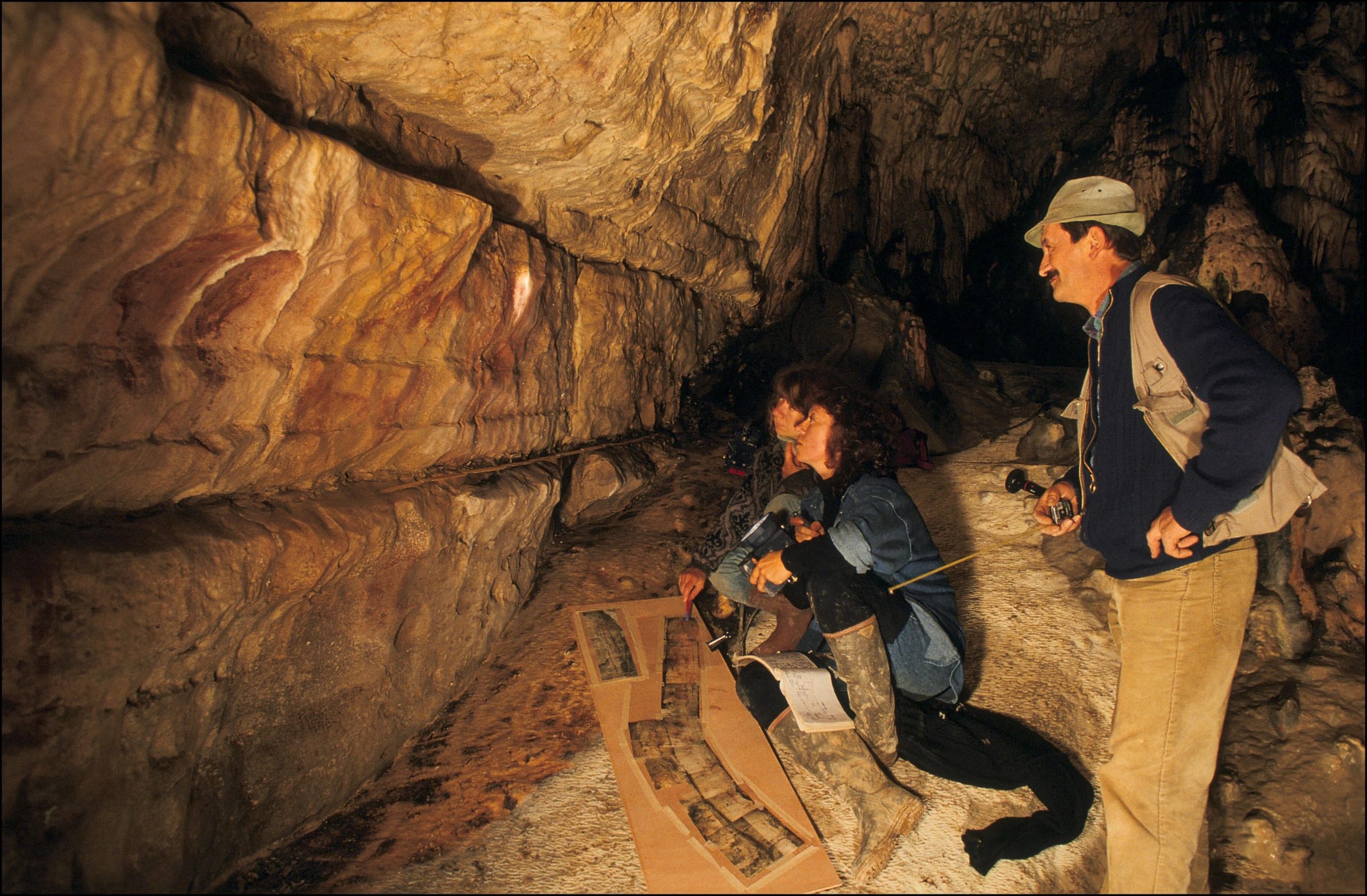 Les Grottes d'Arcy-sur-Cure